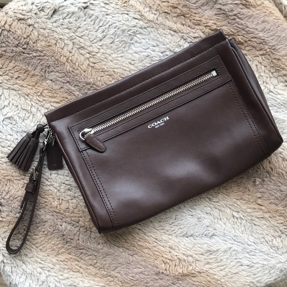 Coach Handbags - COACH Brown Leather Clutch